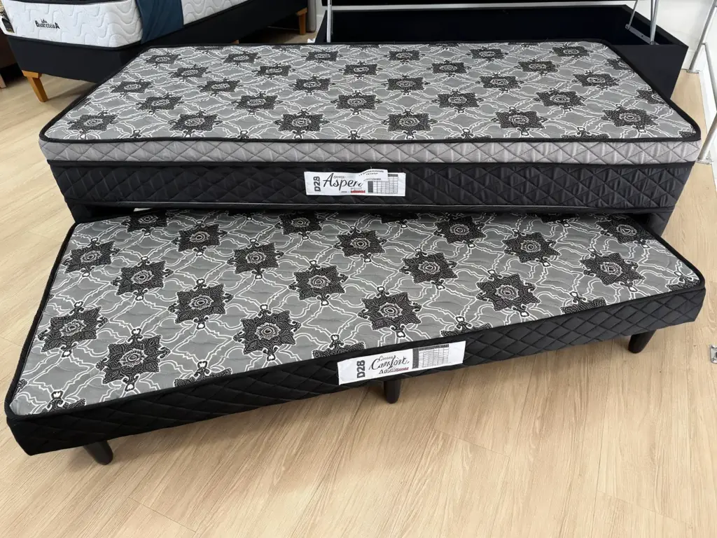 Cama acoplada com cama auxiliar aberta na Box & Sofá